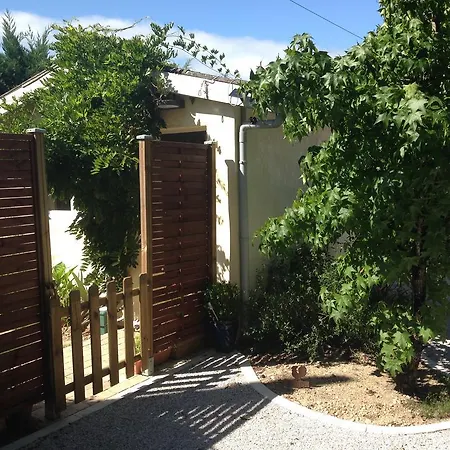 Apartment Wisteria *