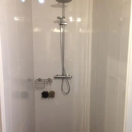 Apartment Wisteria *