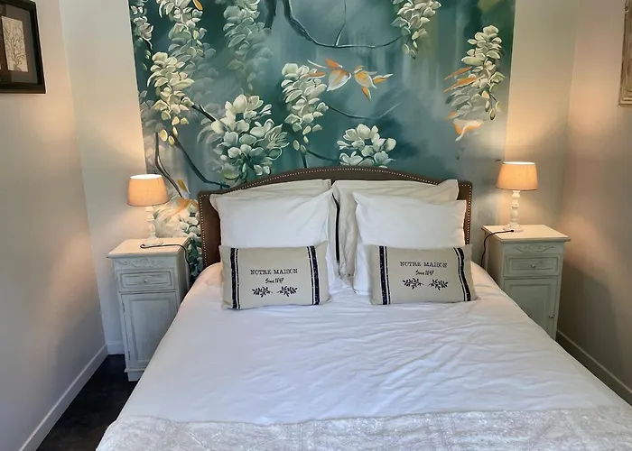 Wisteria 아파트 에이진느